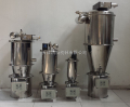 Pneumatic vacuum feeding machine