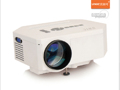 UC30 Mini Projector