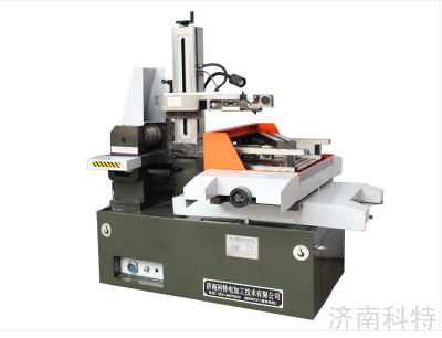 High speed wire cutting machine tool DK7740