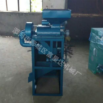 Small combined grain cleaning machine