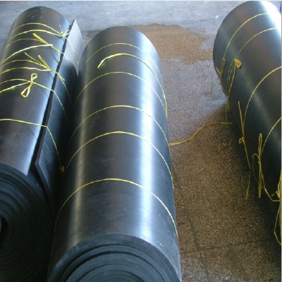 Oil resistant insulating rubber sheet
