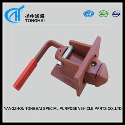 twist lock