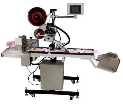 Plane labeling machine