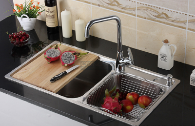 Kitchen faucet