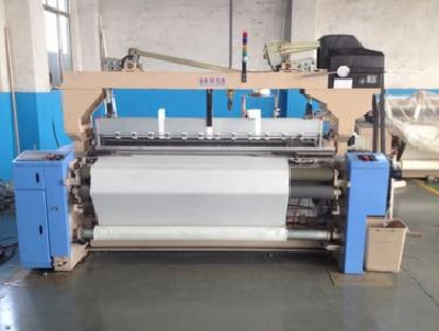 Jet loom