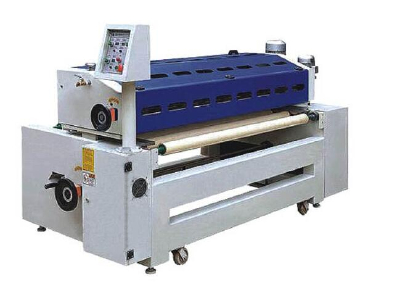 Roll coating machine of single roller coating machine