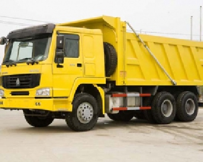 Dump truck