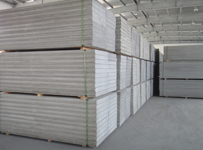 Solid core graphite ceramicite board with double panel