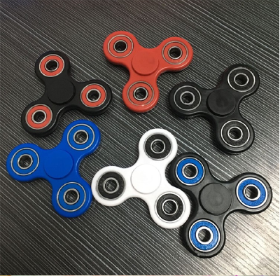2017 Hot selling gift Finger toy durable EDC 608 bearing speed tri fidget hand spinner