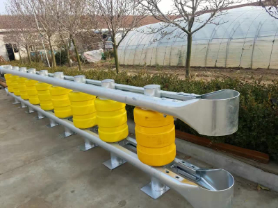 expressway rotating barrel guardrail