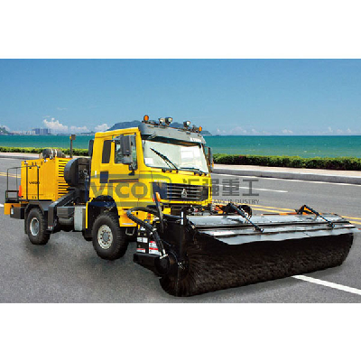 Front-Push/mid-brush two in one snow remover