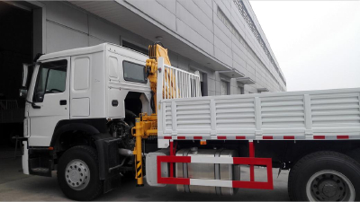 Truck Mounted Crane with 2t