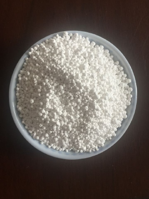 Anhydrous Calcium Chloride Thorn ball grinding