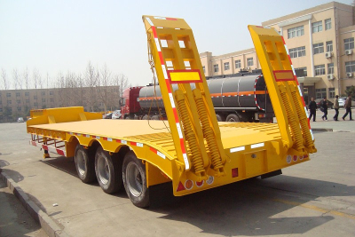 CIMC 3 axle Low Bed Semi Trailer For Sale