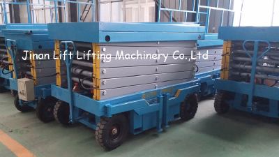 Hydraulic scissor lift