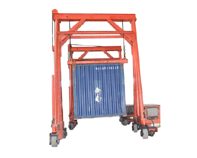 HECHA300 container crane