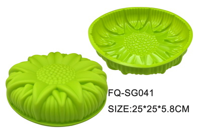Silicone cake mold