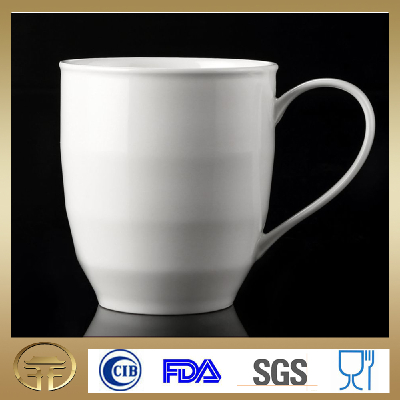 2015 new porcelain white coffee mug with handle, porcleian mug,elegant mug