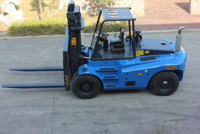 12 ton forklift