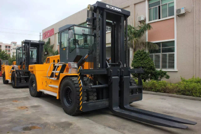 25 ton forklift