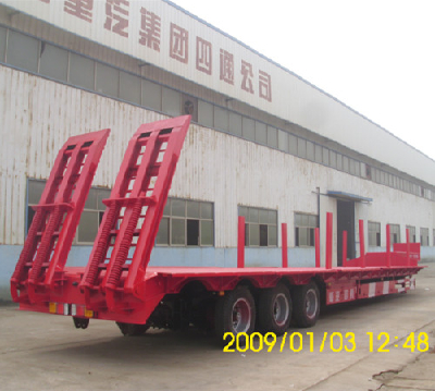 CNHTC 3 Alxe Low Bed Semi-Trailers