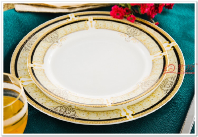 Dinnerware Sets
