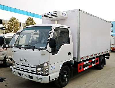 ISUZU freezer truck
