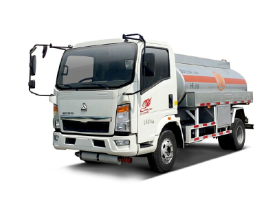 light truck fuelling vehicle