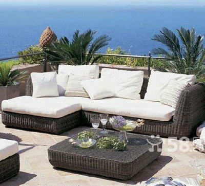 Outdoor Patio Furniture PE rattan garden sofa with cushion