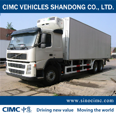 Refrigerated Truck VOLVO chassis