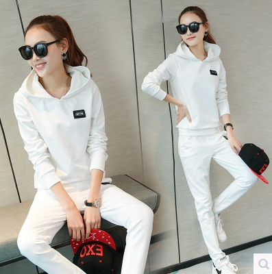 Fashion women sports wear