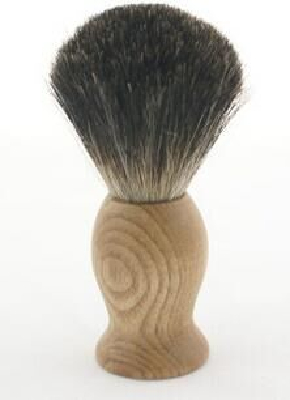 Wooden handle shaving brush