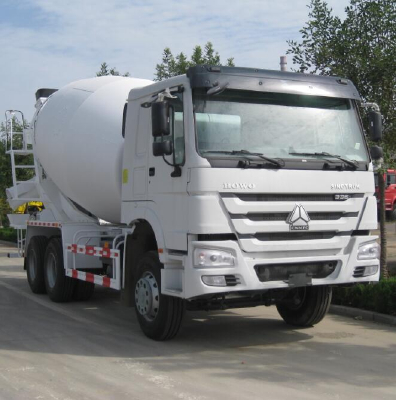 SINOTRUK HOWO 6x4/8x4 8/9/10/12/16m3 Mixer Truck