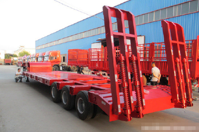 CIMC low bed trailer for loose cargo or machines