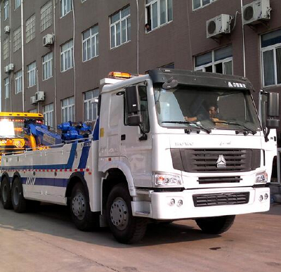 SINOTRUK HOWO 50T Wrecker Truck for Sale