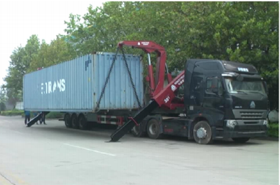 sinotruck SIDElOADER for two 20ft containers or one 40ft container