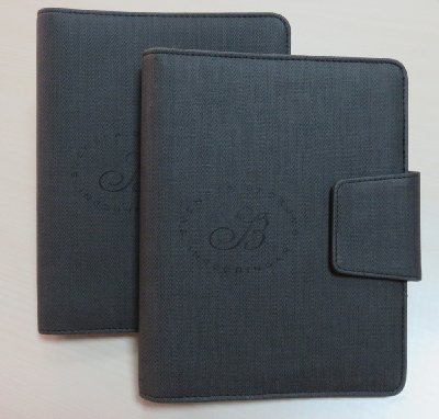 Loose leaf notebook