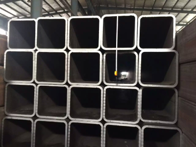 Low temperature and high strength hollow square tube