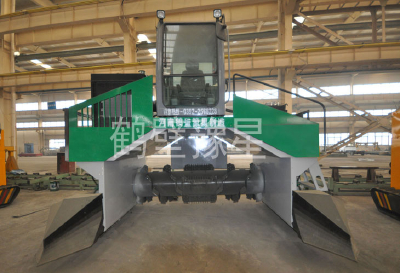 Hydraulic auxiliary wheel type turning machine