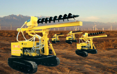 Crawler type luxury type pile driver