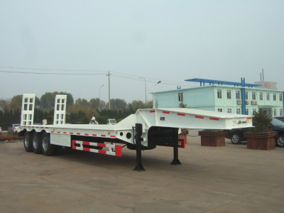 CIMC 60T Three Axle Low Flatbed Semi-trailer