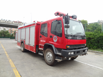 ISUZU 6 Ton foam tank fire truck