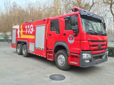 High quality factory price12T Howo 6X4 Water Foam Fire Truck